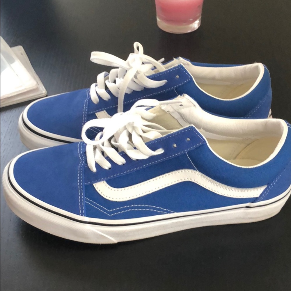 Blue vans